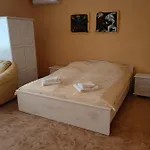 Hotel Хотел Тримата Мускетари Varna