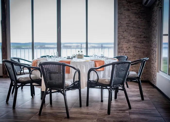 Хотел Тримата Мускетари Hotel Varna