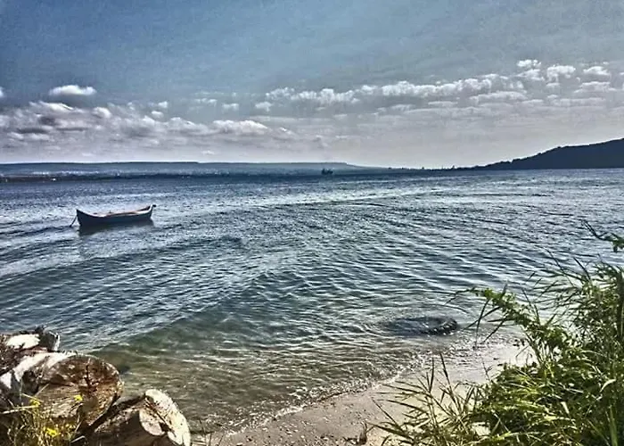 Hotel Хотел Тримата Мускетари Varna